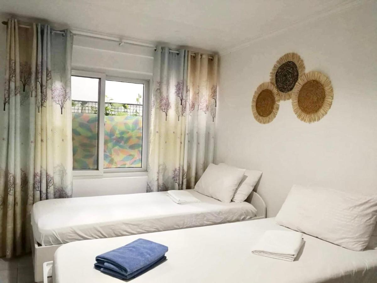 Balai Tinay Guesthouse Legazpi Rom bilde