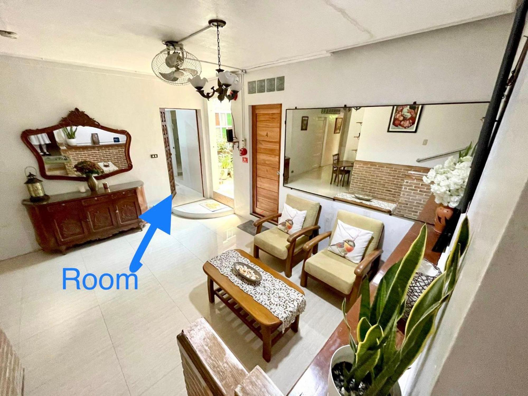 Balai Tinay Guesthouse Legazpi Rom bilde