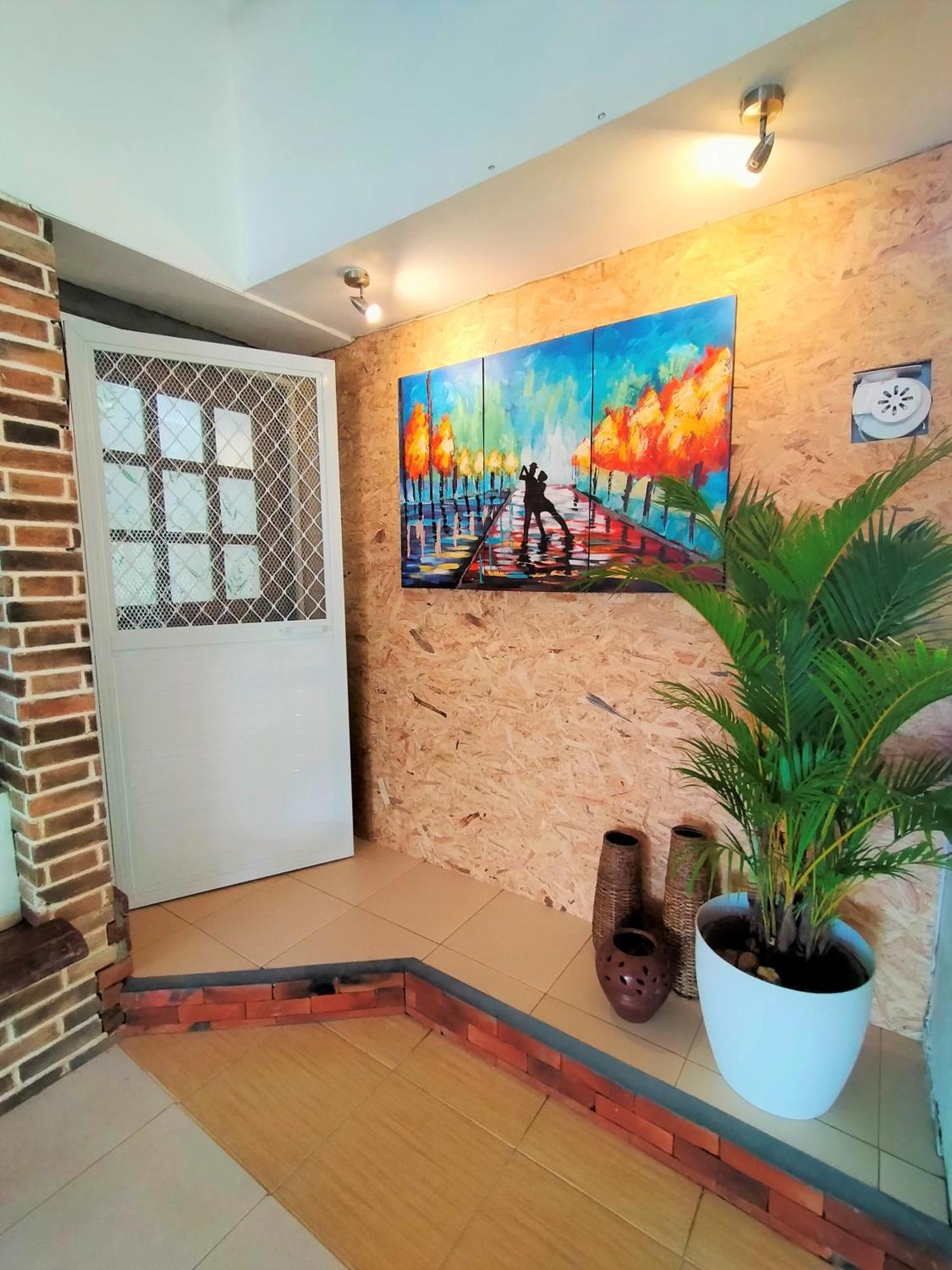 Balai Tinay Guesthouse Legazpi Rom bilde