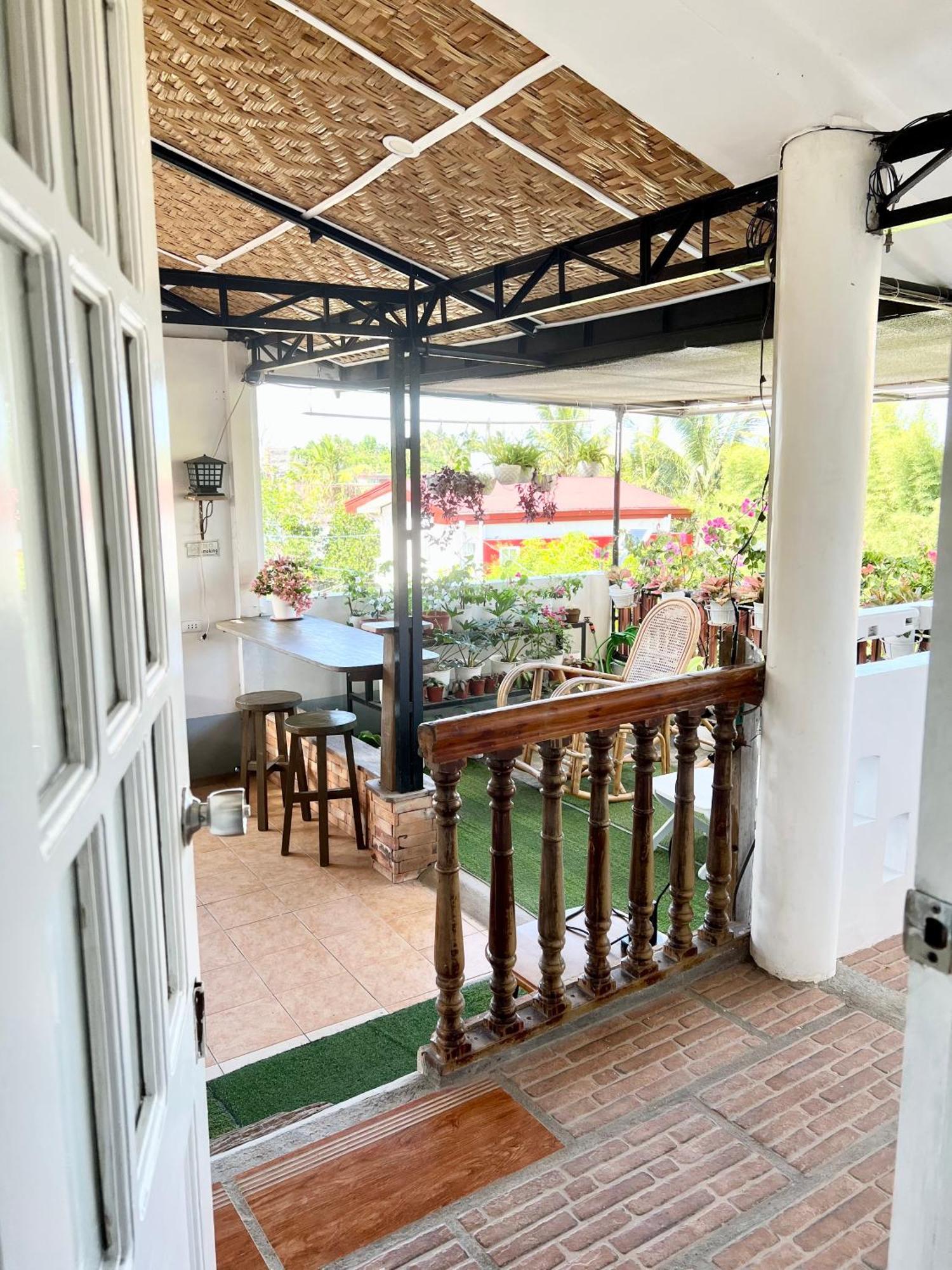 Balai Tinay Guesthouse Legazpi Rom bilde